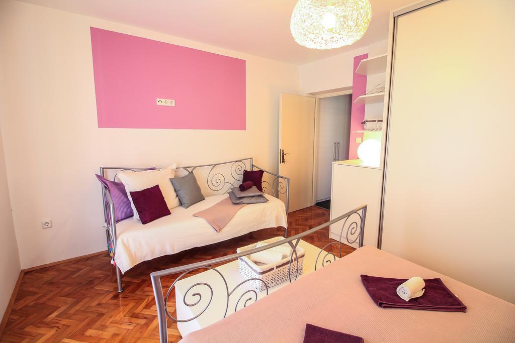 Apartments Lavanda Primosten Ngoại thất bức ảnh