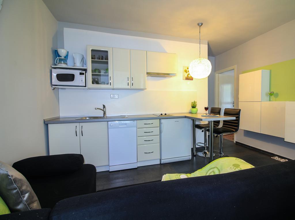 Apartments Lavanda Primosten Ngoại thất bức ảnh